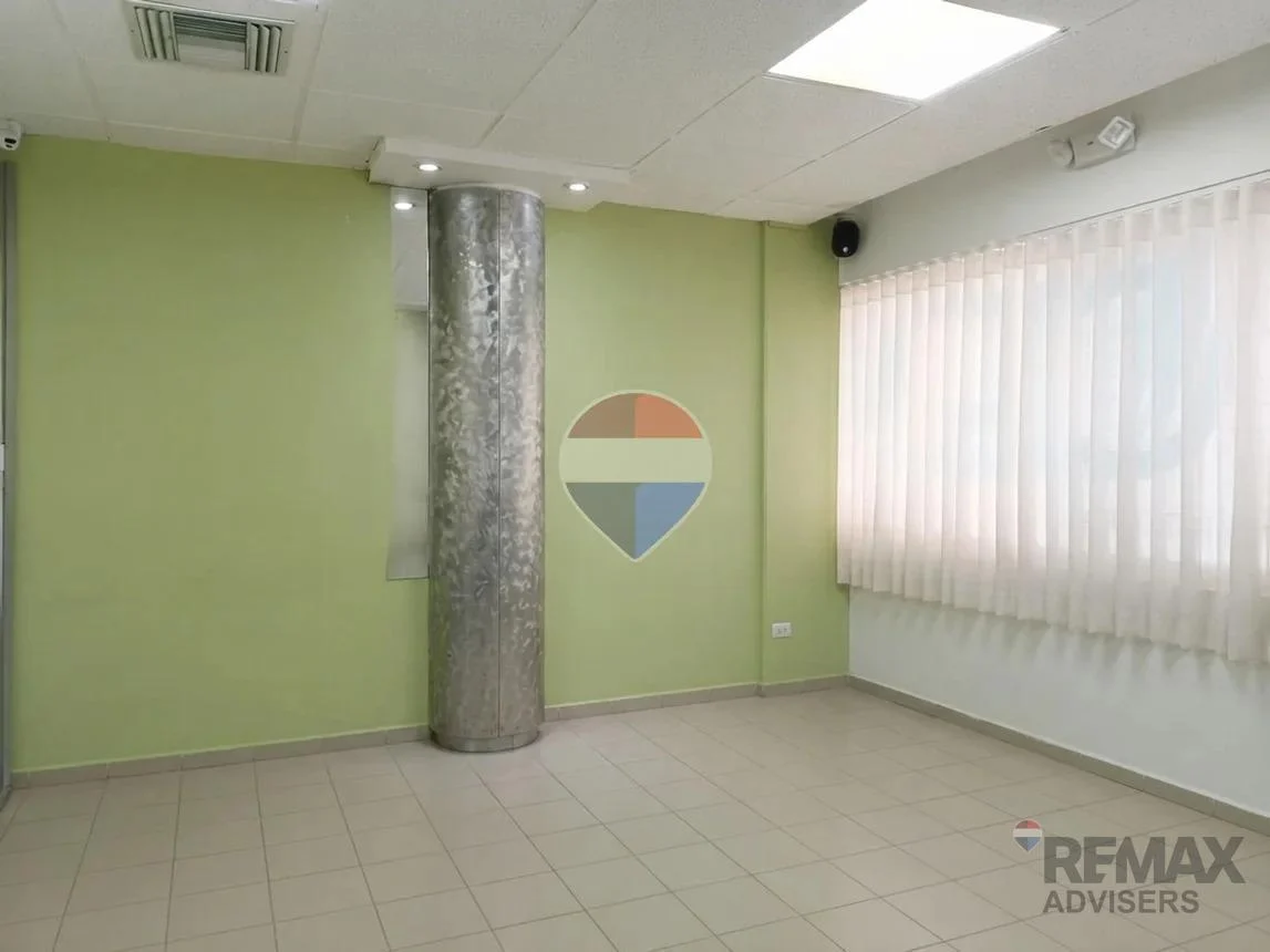 Venta de Oficina 109 m², Seguridad 24/7, Alborada, Guayas — imagen 6