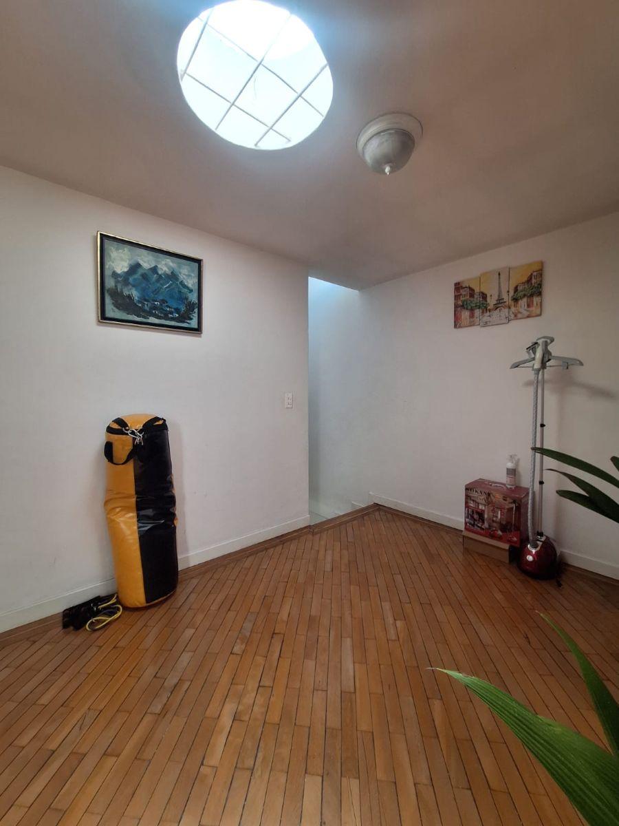 Vendo Casa en Conjunto Las Peñas Conocoto — imagen 4