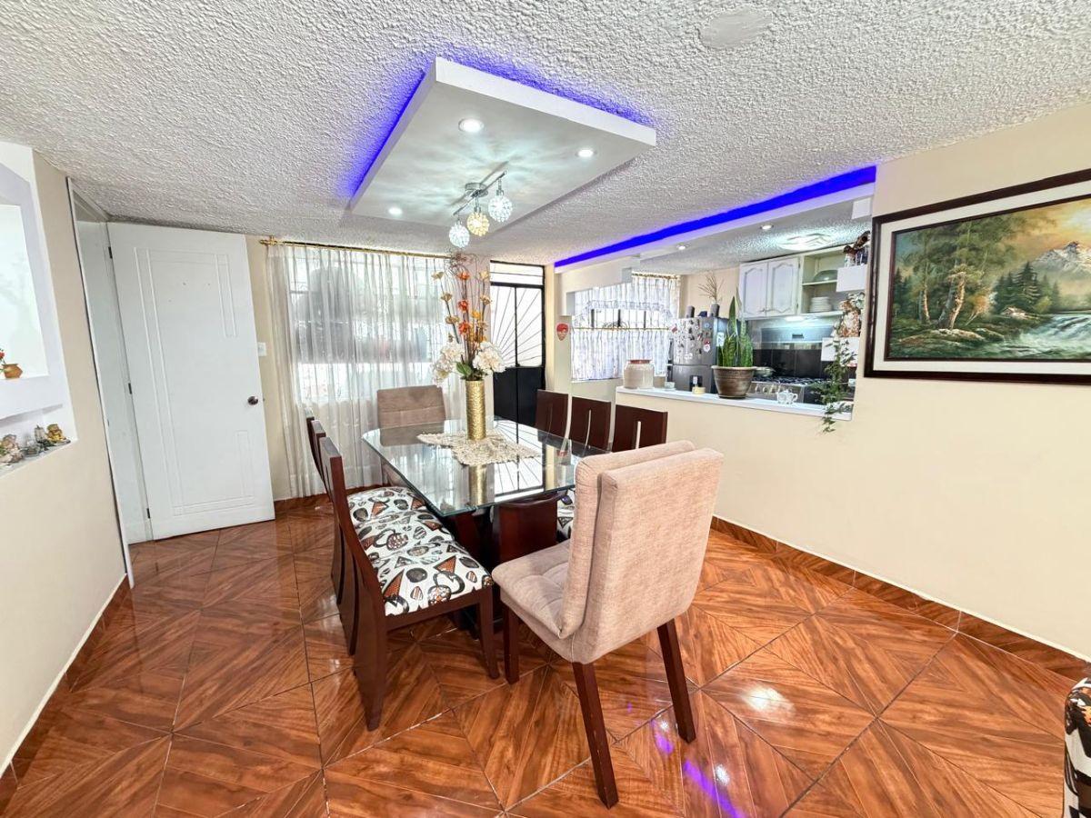 Vendo Casa de 3 Departamentos y 1 Suite, Sector La Ecuatoriana — imagen 8