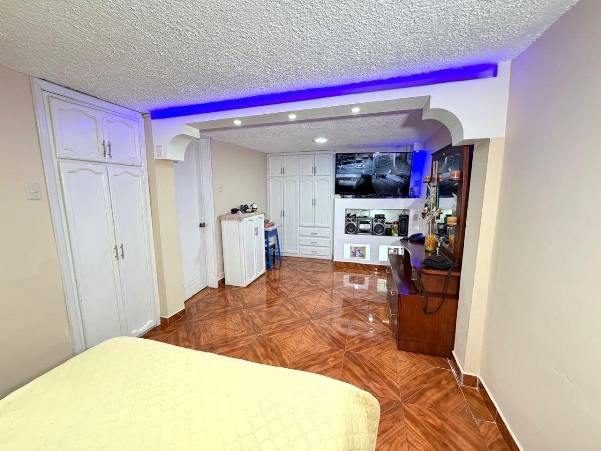 Vendo Casa de 3 Departamentos y 1 Suite, Sector La Ecuatoriana — imagen 5