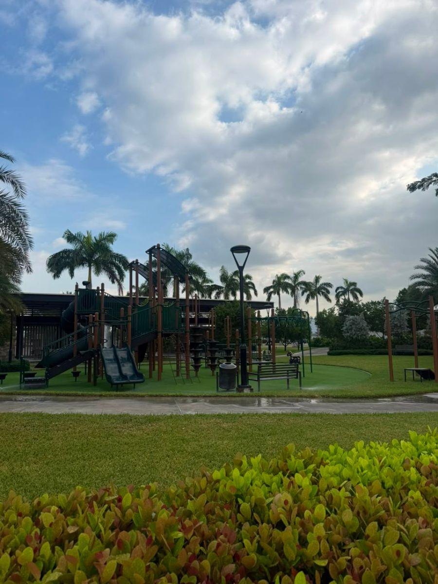 Vendo Terreno, Nuevo Samborondon, Punta Barranca 100,guardiania 24/7,piscina, Gimnasio, Canchas Deportiv, Guayas — imagen 6