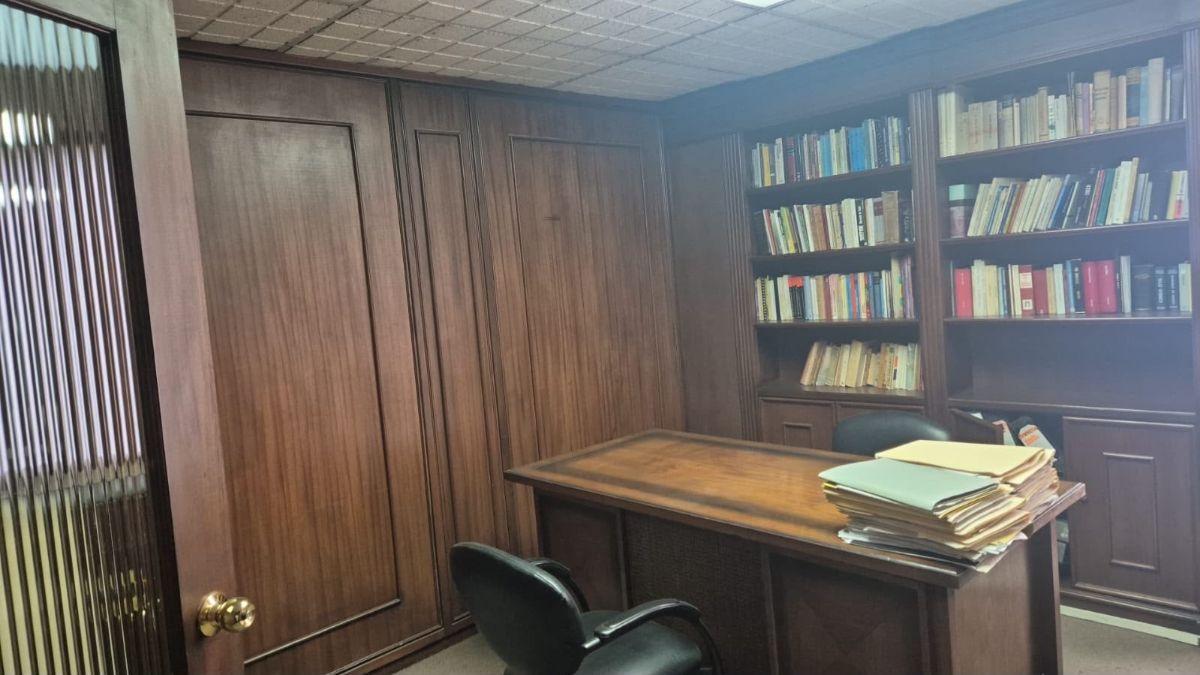 Vendo Ofiina de 75 m, Colon y Amazonas $50000, Dos Baños — imagen 8