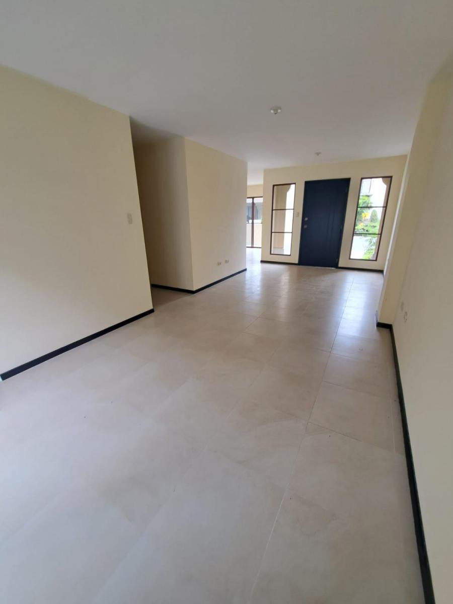 Casa de Estreno en Urbanización La Rioja - Etapa Bolonia - 4 Dorm. (W. Y), Guayas — imagen 7