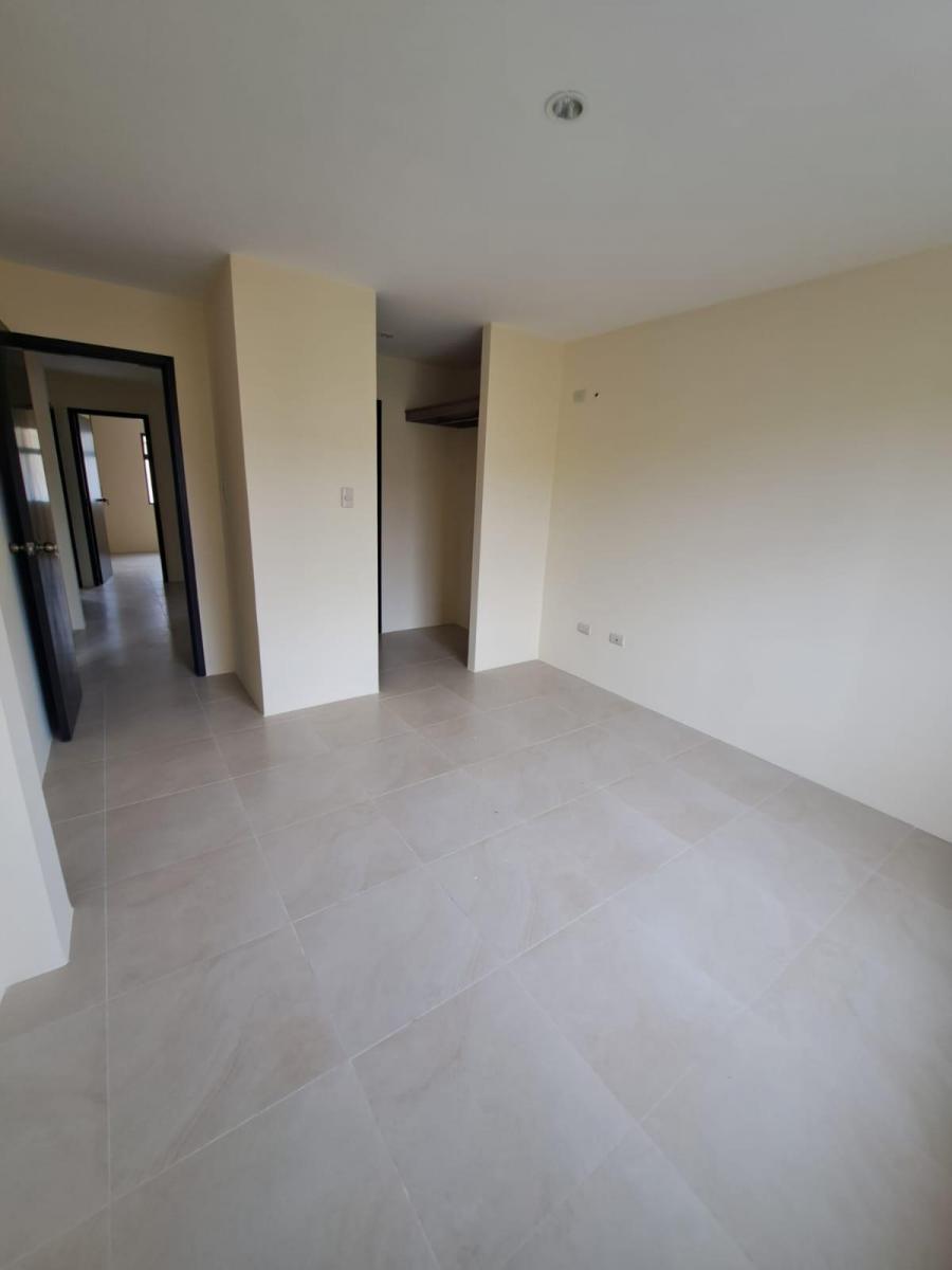 Casa de Estreno en Urbanización La Rioja - Etapa Bolonia - 4 Dorm. (W. Y), Guayas — imagen 4