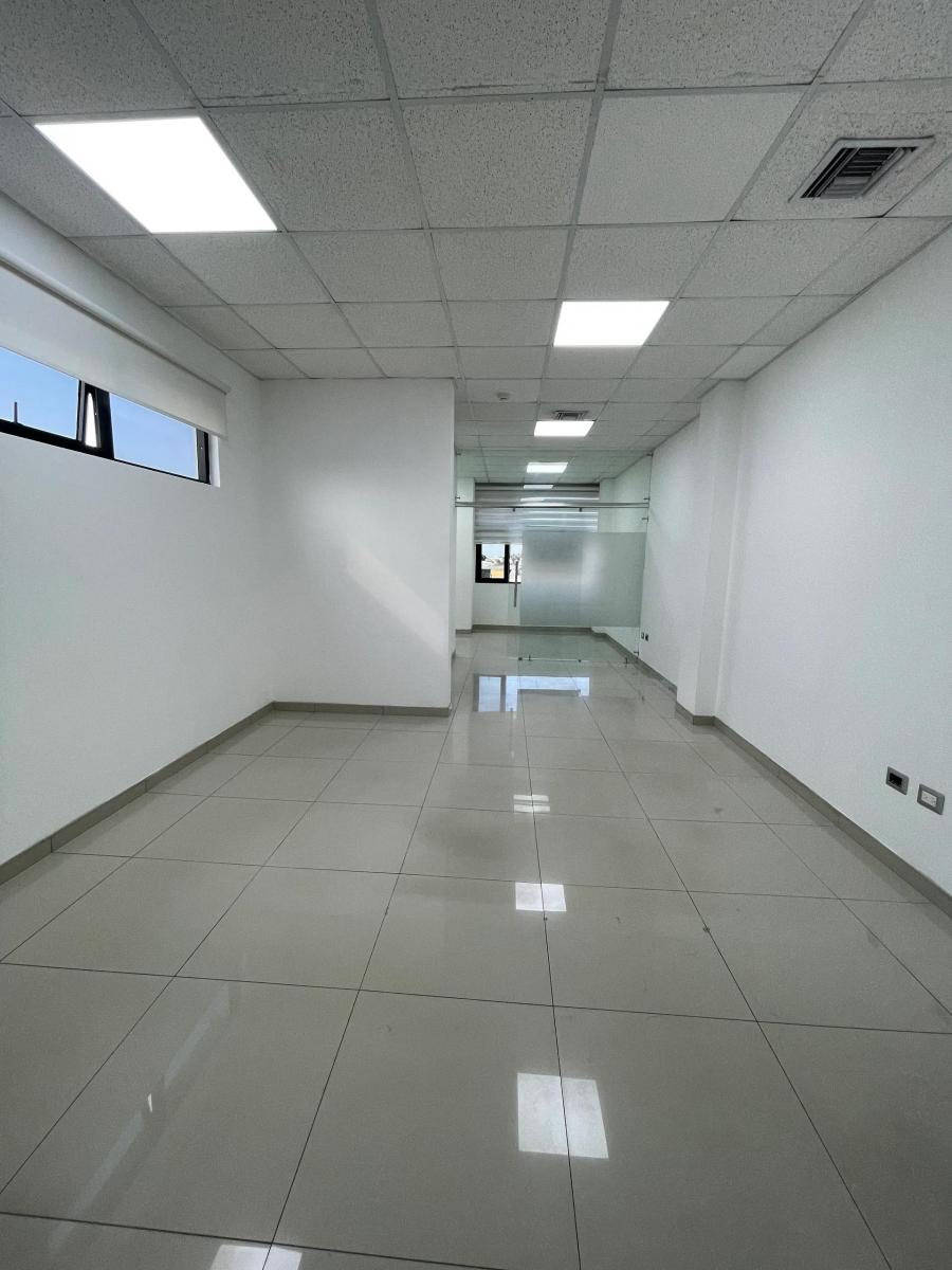 Oficina en Venta o Alquiler en Guayaquil, Garzota, 42 m², con Seguridad 24/7, Guayas — imagen 10