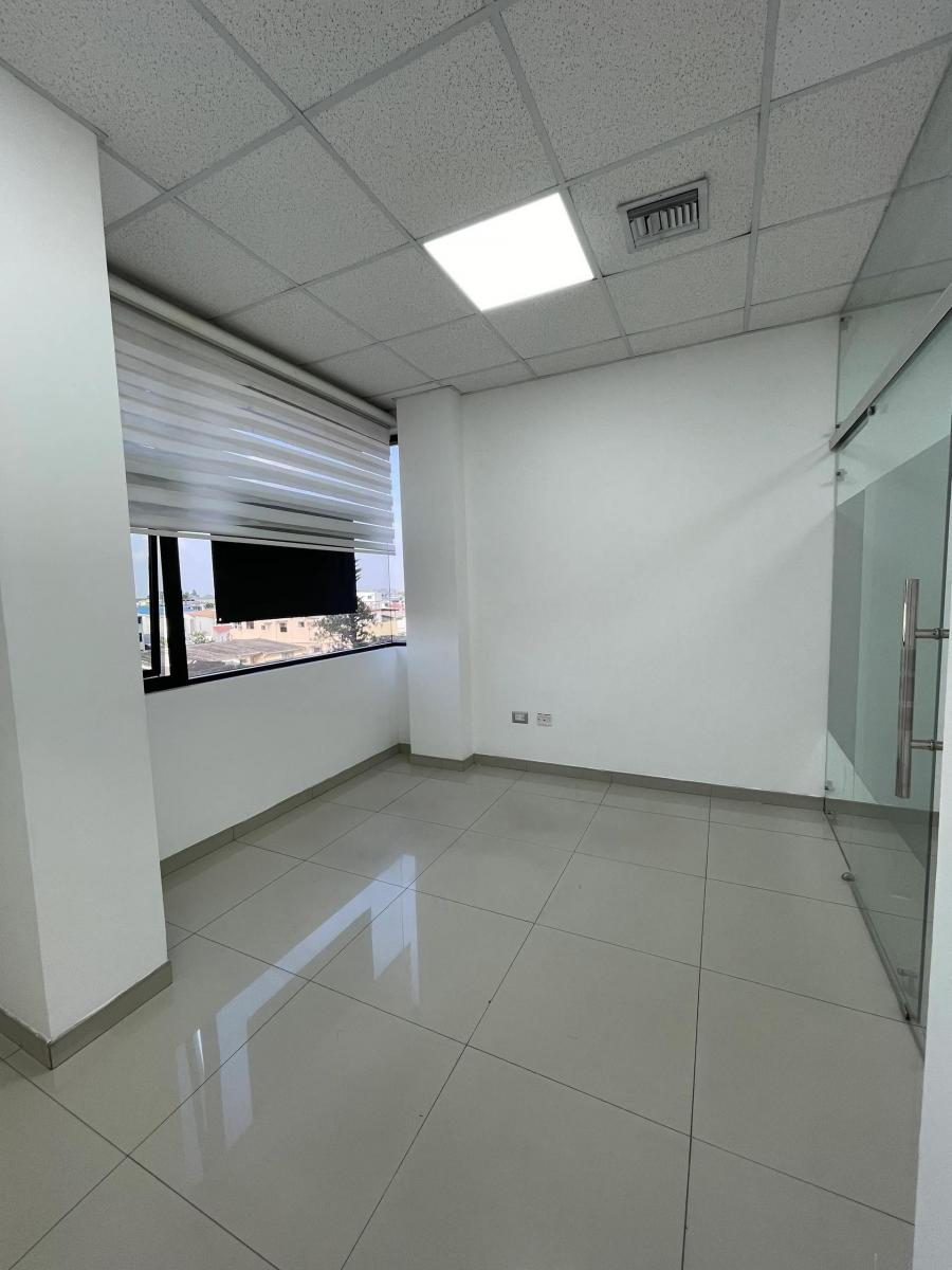 Oficina en Venta o Alquiler en Guayaquil, Garzota, 42 m², con Seguridad 24/7, Guayas — imagen 9