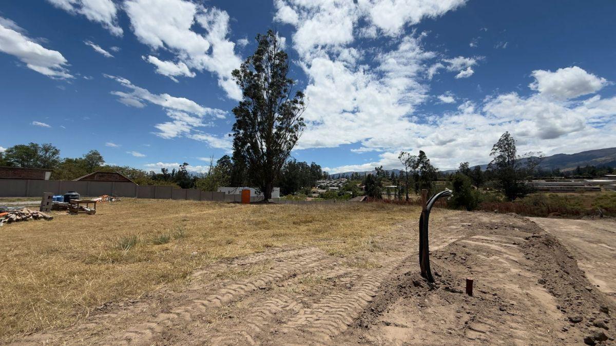 Lote en Venta de 1193 m² Dentro de Urbanización Exclusiva en Puembo — imagen 9
