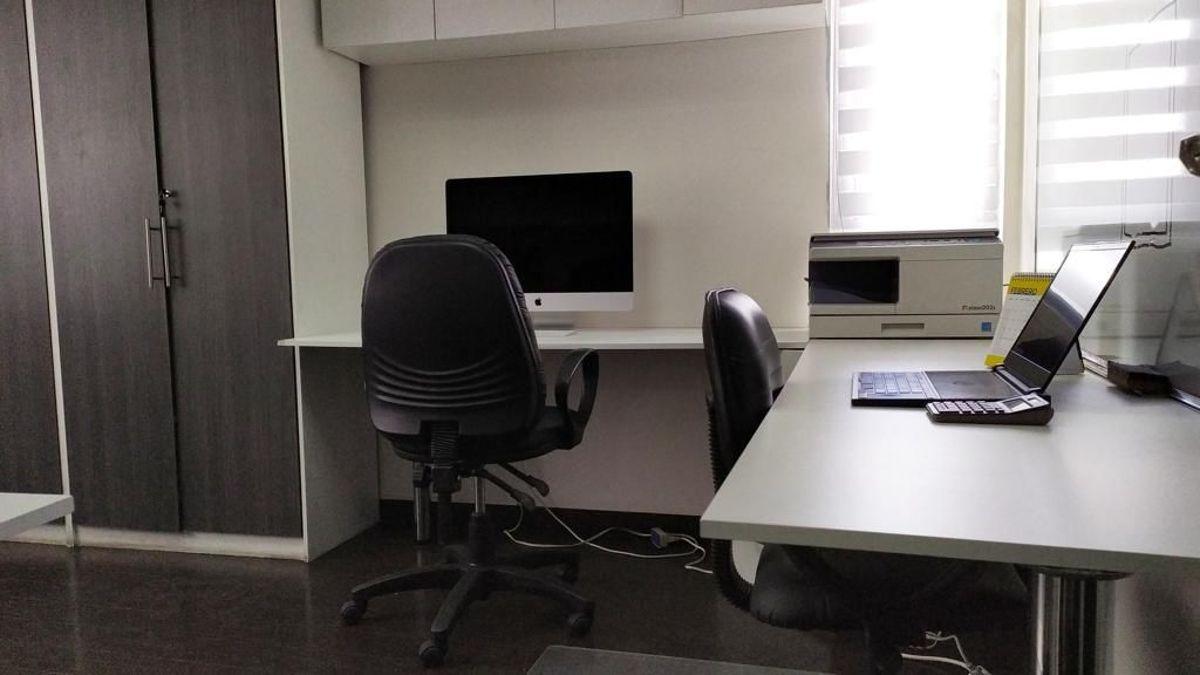 Av Orellana Vendo Oficina 147 m². Provincia de Pichincha — imagen 7
