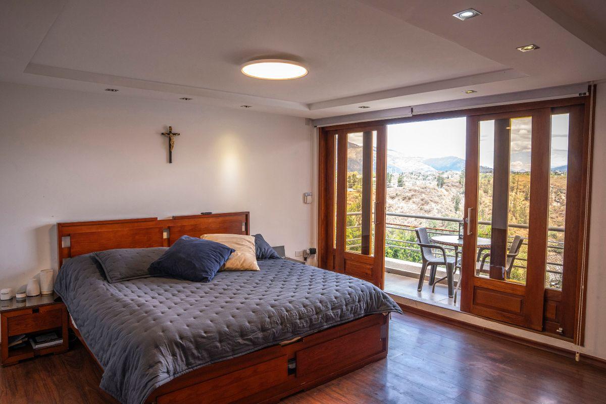 Casa en Venta 5 Dorm., Urb. Juan Montalvo — imagen 5