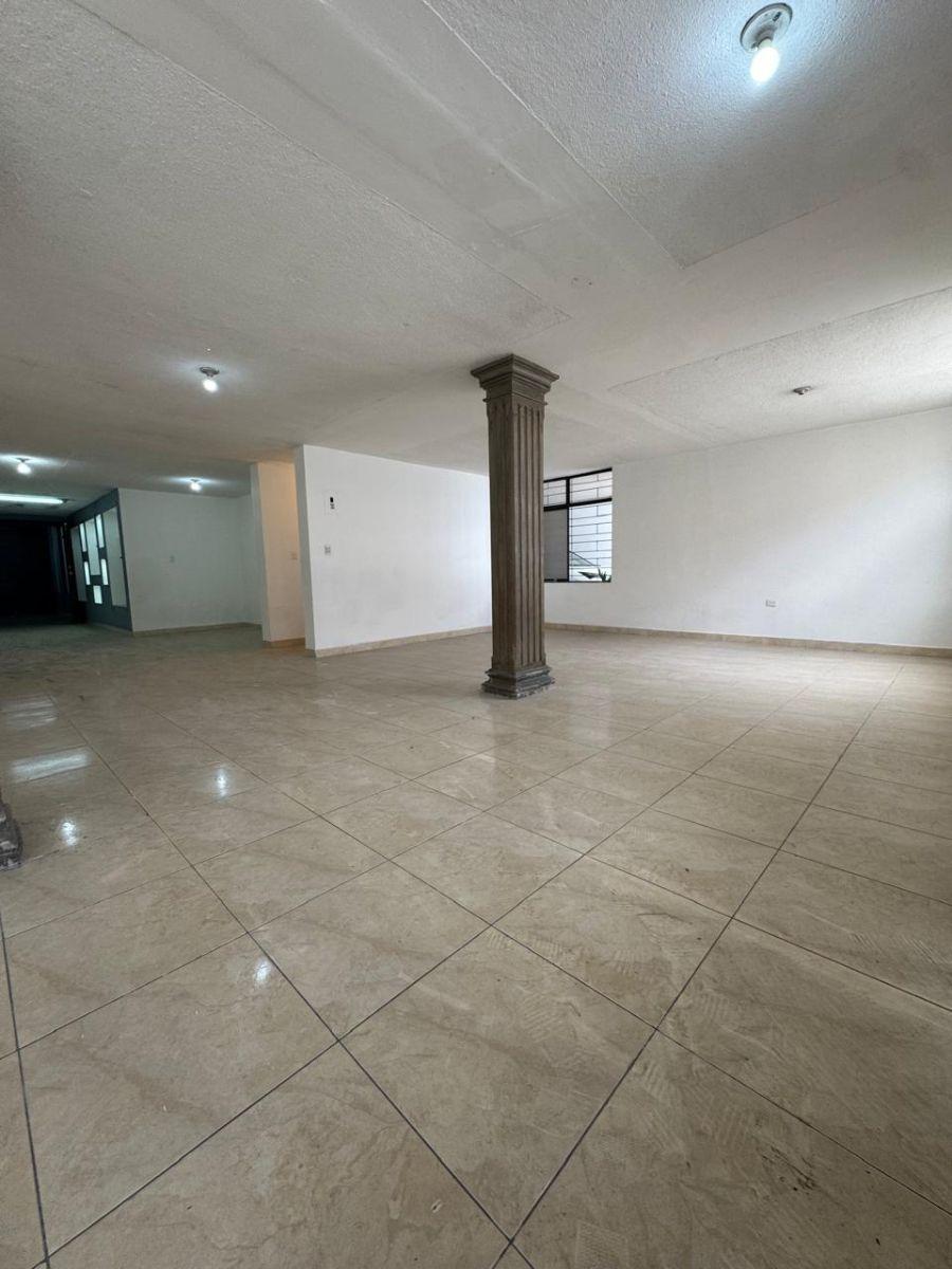 Local Comercial, Ubicado en Av con Alto Flujo Vehicular y Eje Comercial Interprovincial, Imbabura — imagen 8