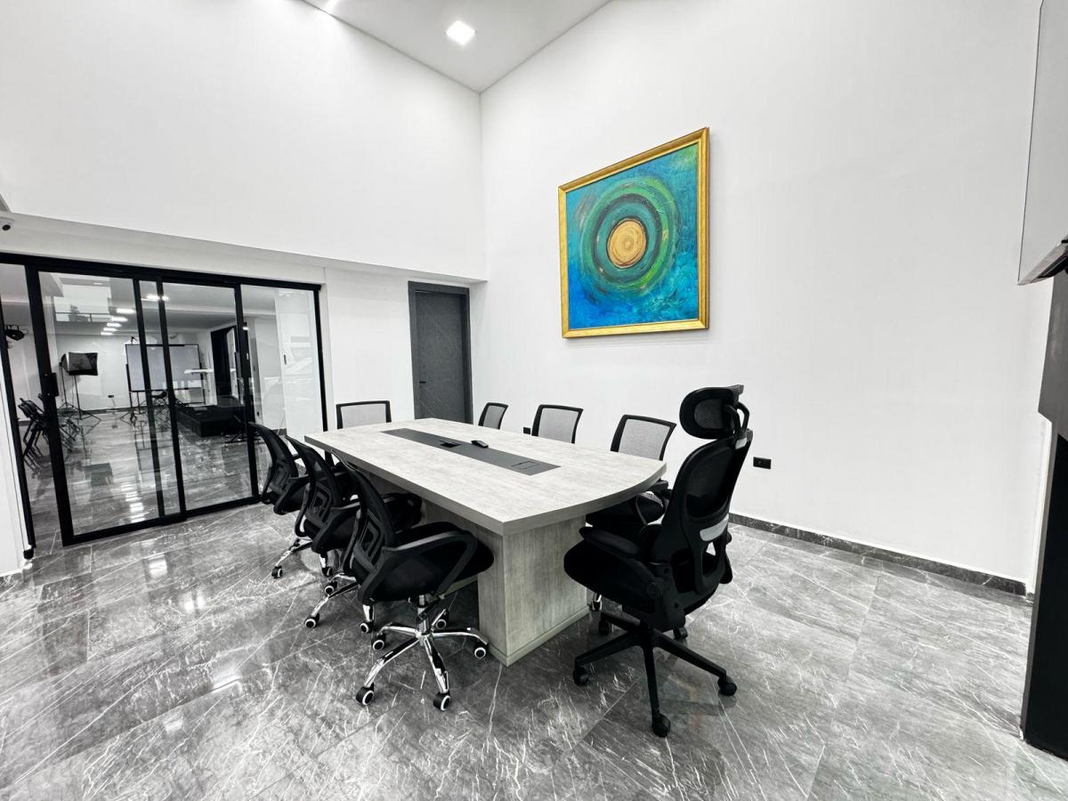 Oficina / Local Comercial Moderno en Venta — imagen 8