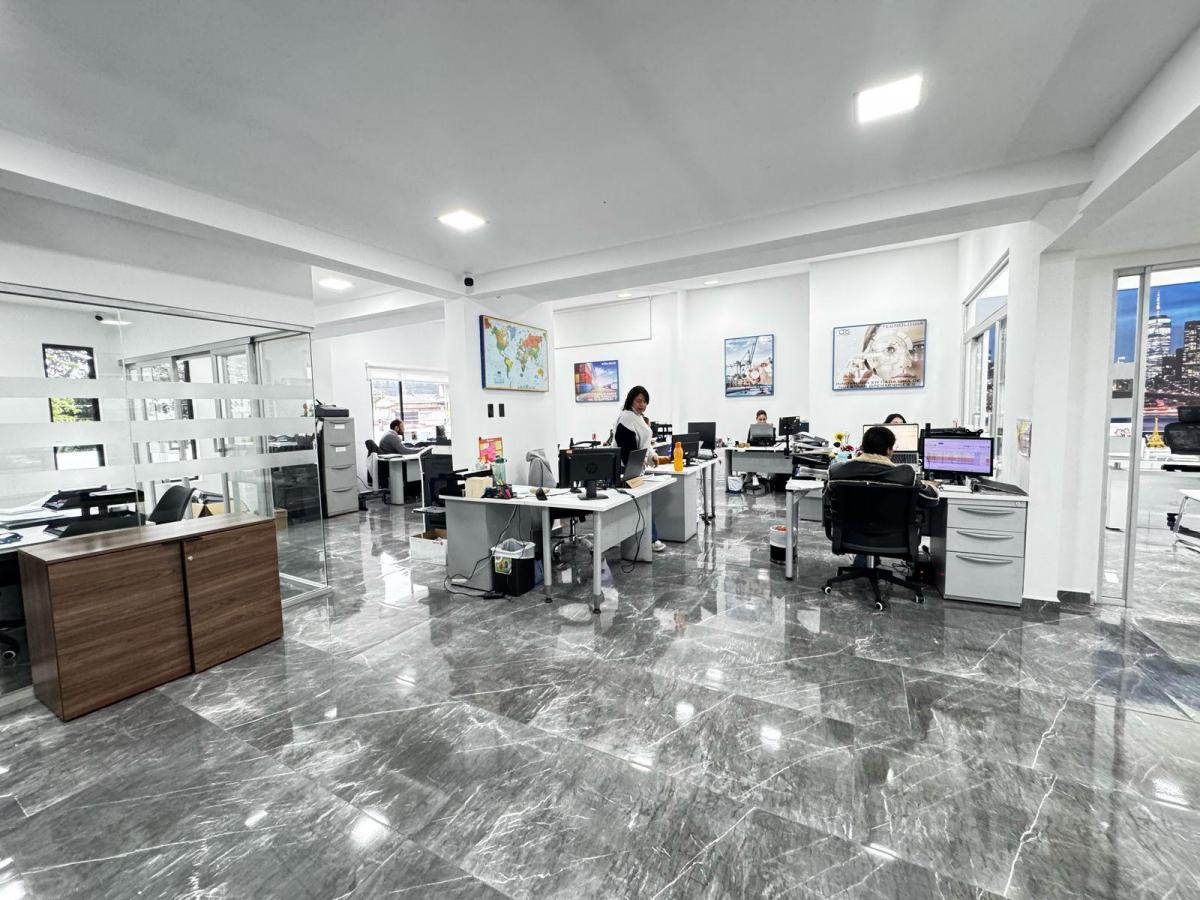 Oficina / Local Comercial Moderno en Venta — imagen 4