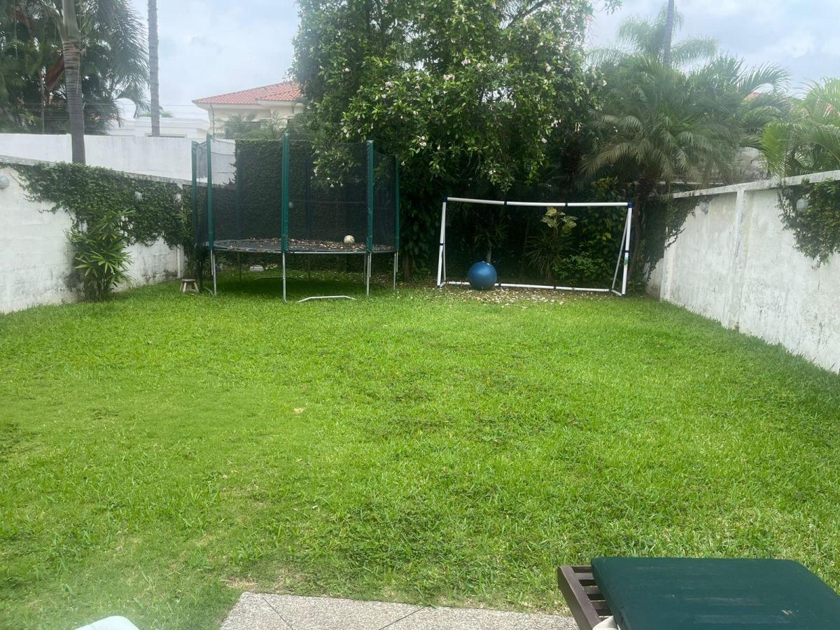 Villa 400 m Terreno 190 Onst 3 Dorm Amplio Patio, Guayas — imagen 10