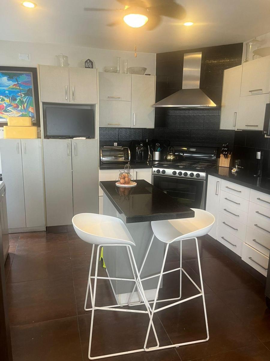 Villa 400 m Terreno 190 Onst 3 Dorm Amplio Patio, Guayas — imagen 9