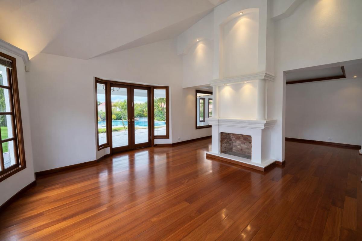 Casa con Piscina en Venta Cumbayá 2.000 m² Terreno Quito Ecuador — imagen 3