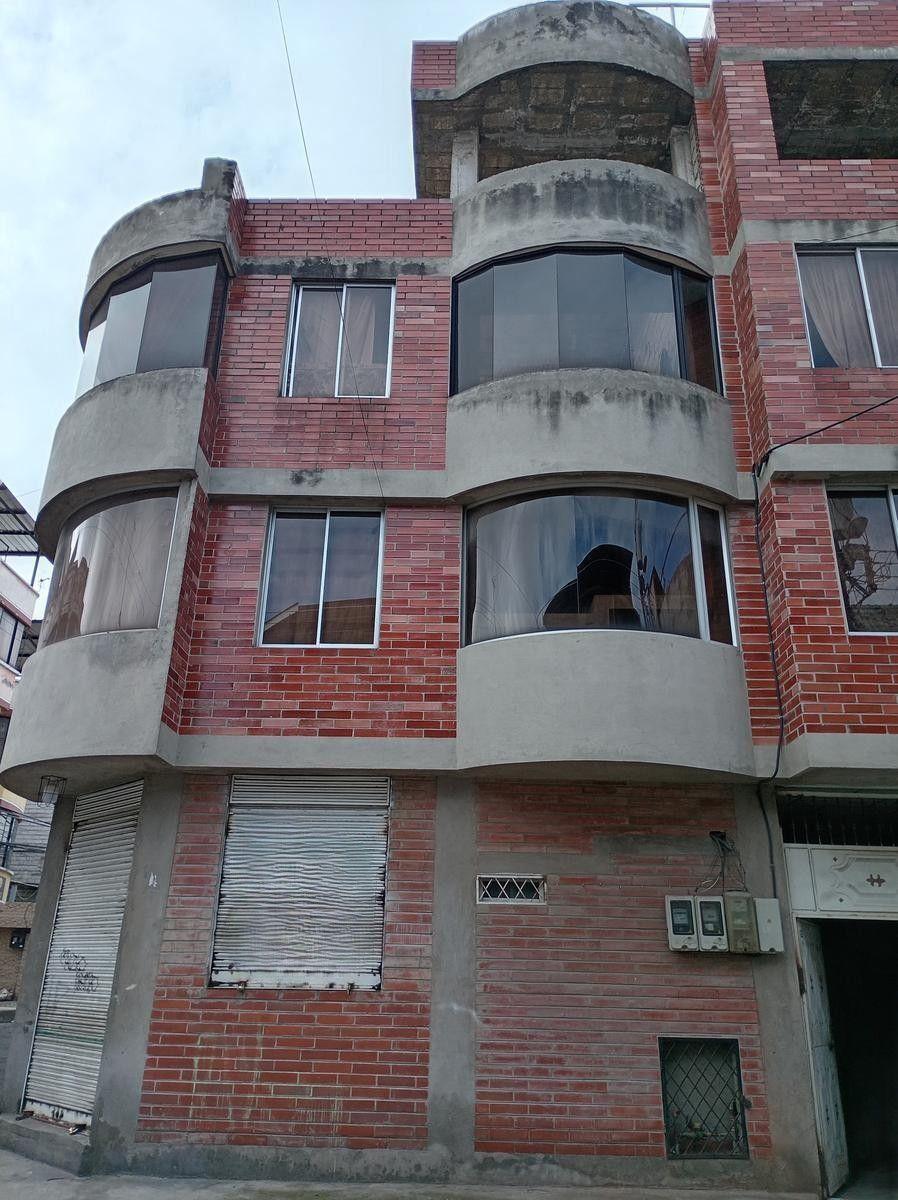 Casa Rentera en Venta con Local Comercial — imagen 10