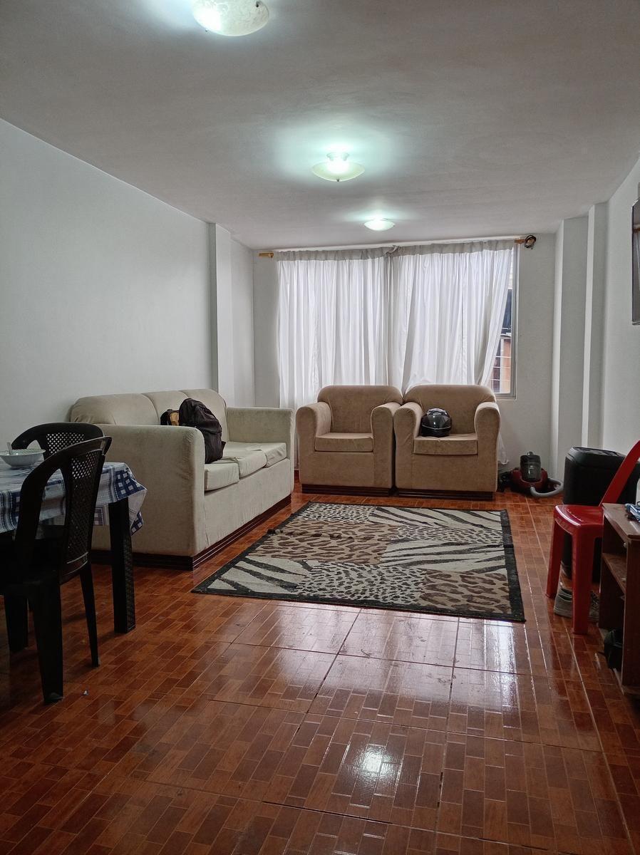 Casa Rentera en Venta con Local Comercial — imagen 8
