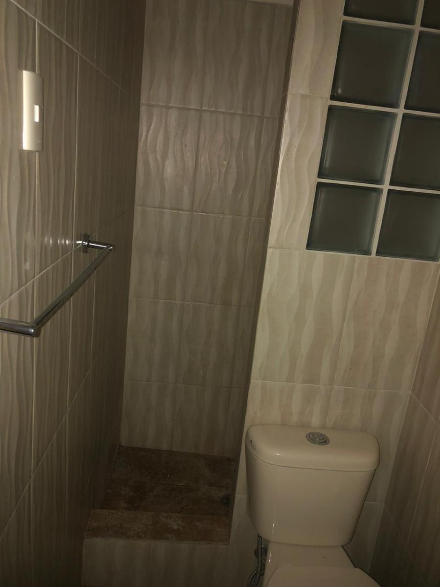 Venta Casa Esquinera Bifamiliar/rentera - un Piso - La Alborada - Zona Segura (Wl), Guayas — imagen 4