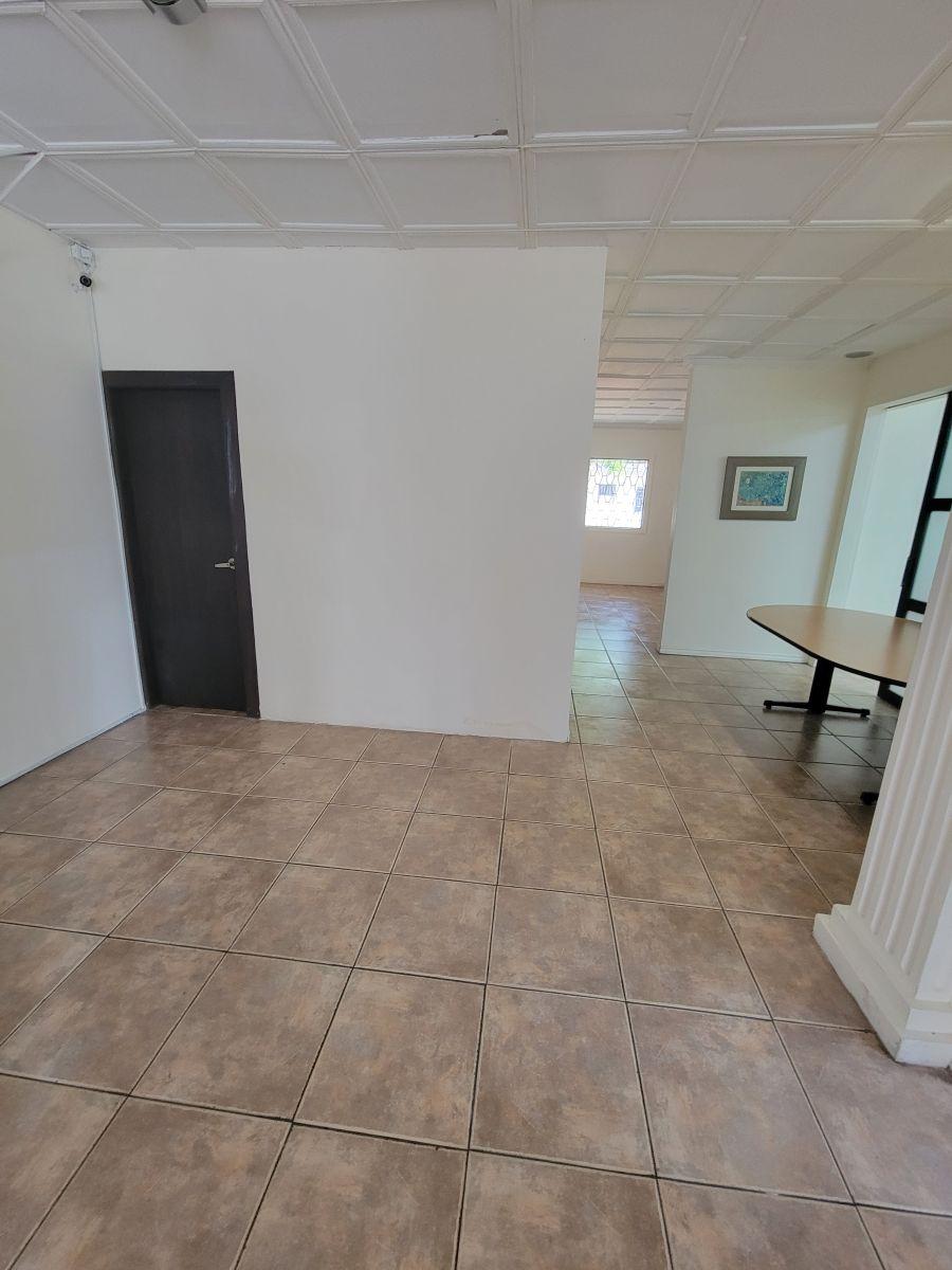 Excelente Propiedad Comercial en Venta, Guayas — imagen 9