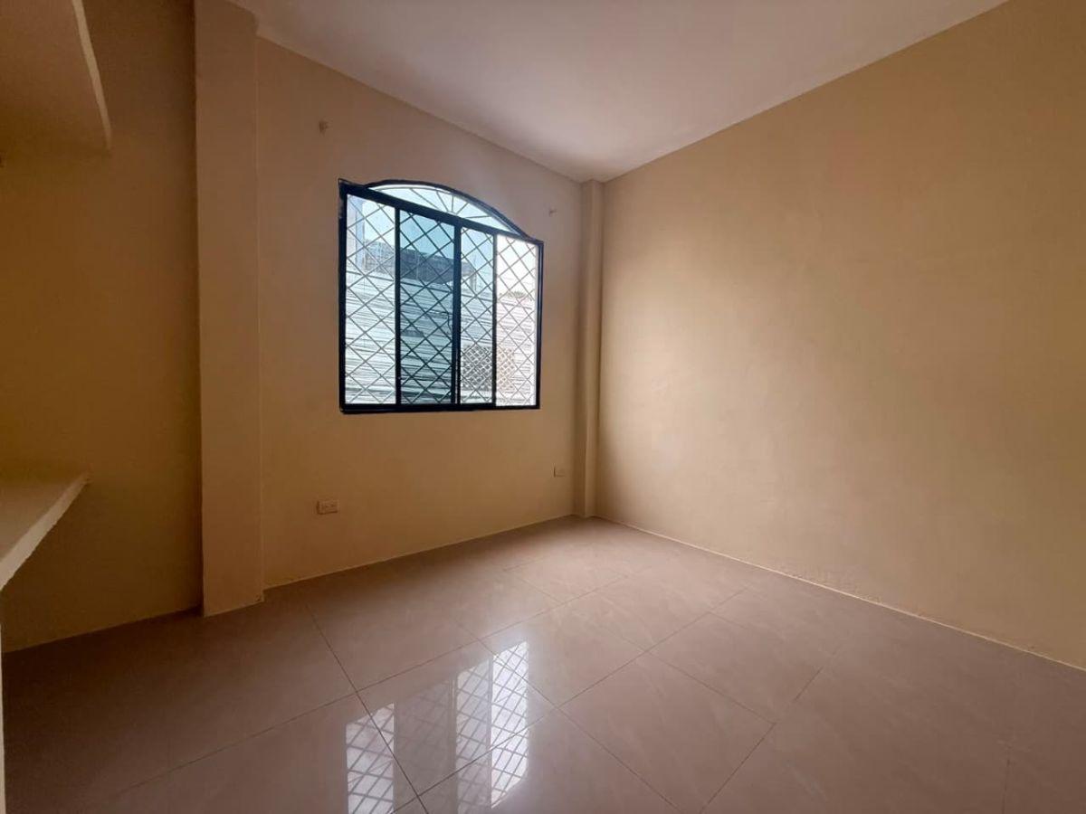 Se Vende Casa en Cerca de Villa España de 3 Dormítorios, Guayas — imagen 8