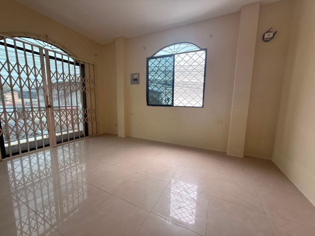Se Vende Casa en Cerca de Villa España de 3 Dormítorios, Guayas — imagen 5