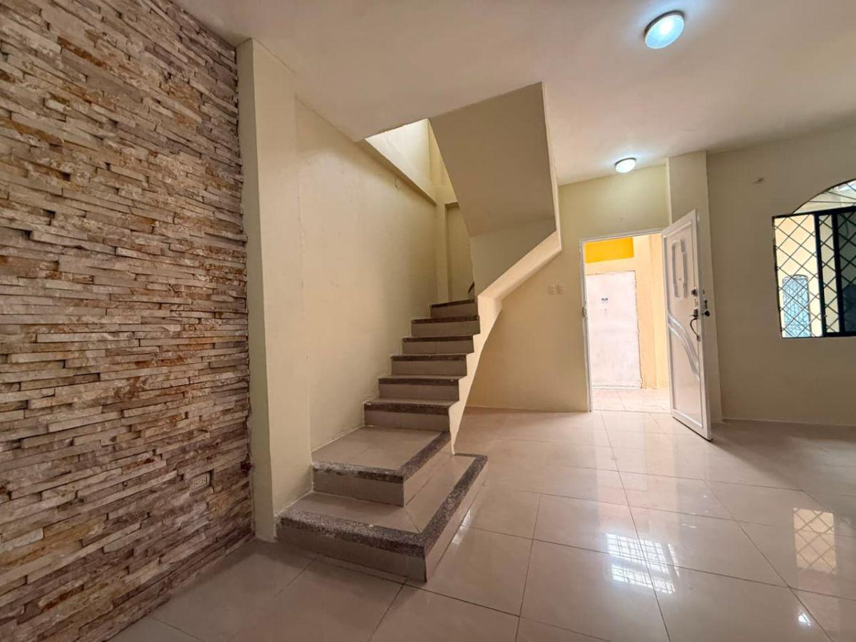 Se Vende Casa en Cerca de Villa España de 3 Dormítorios, Guayas — imagen 4