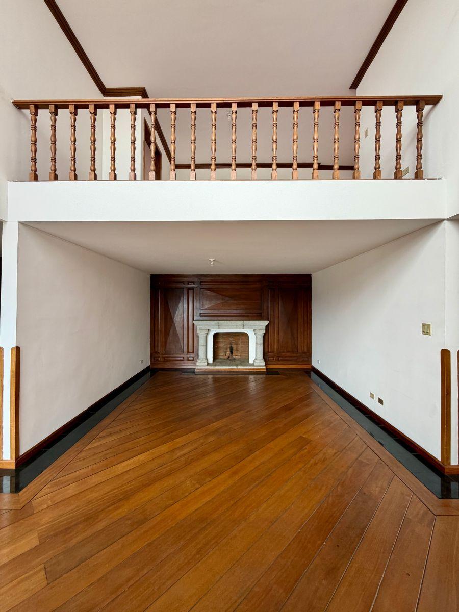 Penthouse Dúplex de 4 Habitaciones - en Venta - El Bosque - 460 m² — imagen 8
