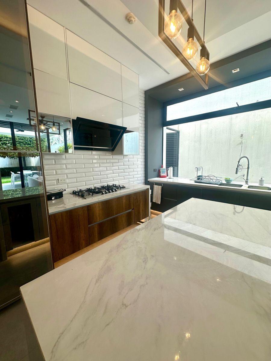 Exclusiva Casa en Punta Mocoli Peninsula!, Guayas — imagen 8
