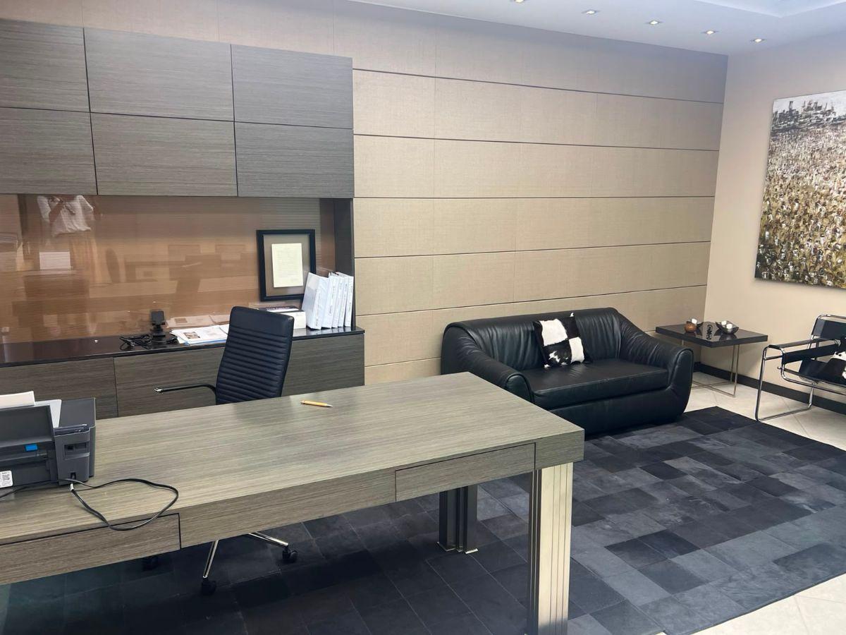 Vendo Linda Oficina Cumbaya 65 m, Site Center, Totalmente Amoblada $ Parqueo, cafeteria — imagen 4