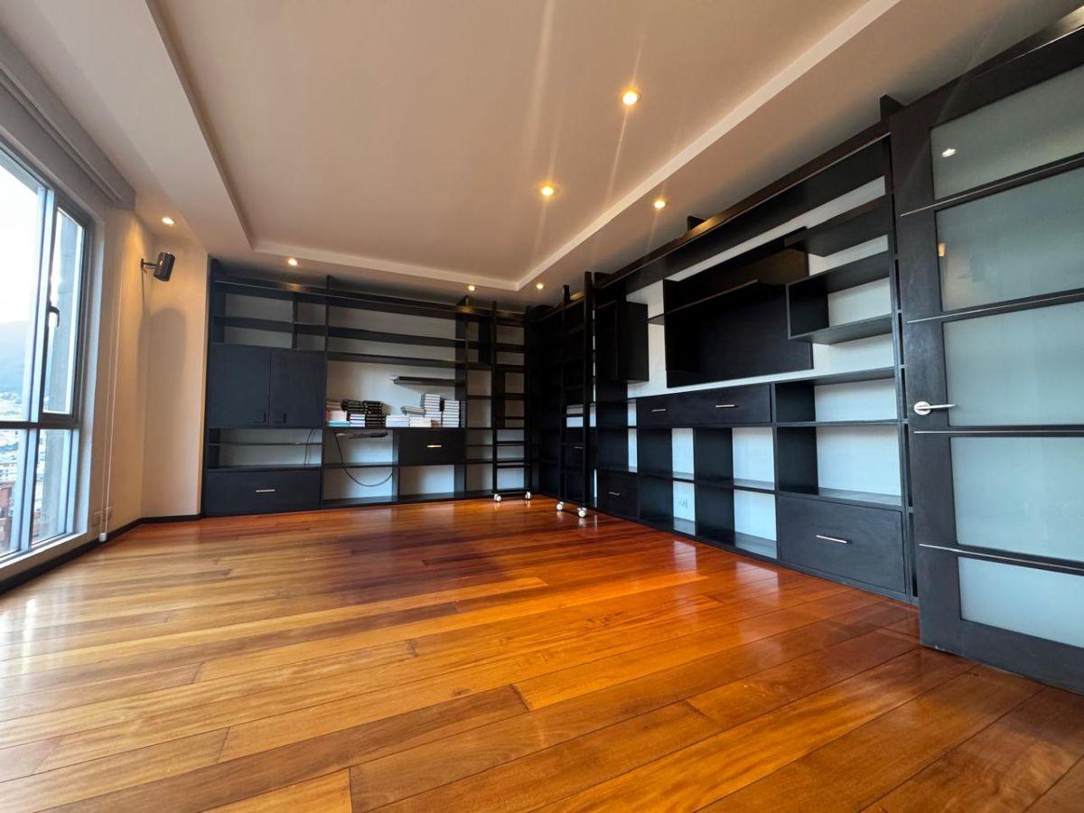 En Renta o Venta Departamento de 3 Dorm. 438 m² - Bellavista — imagen 6