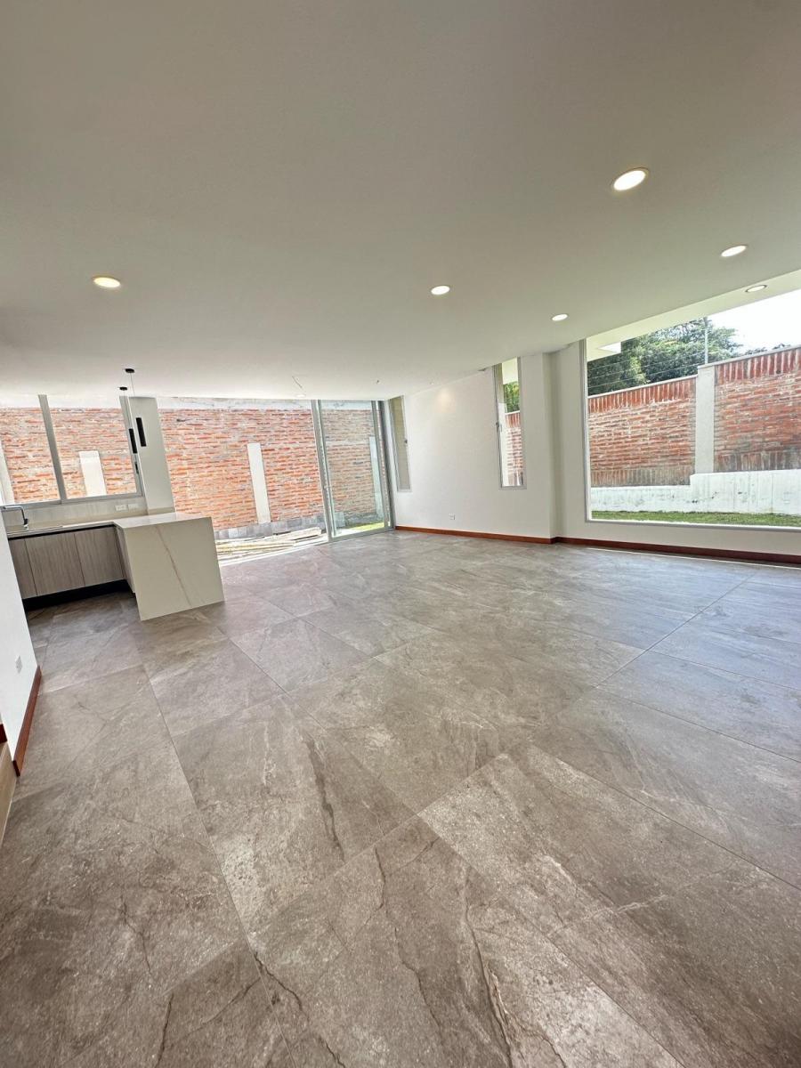Casa - Puembo — imagen 4