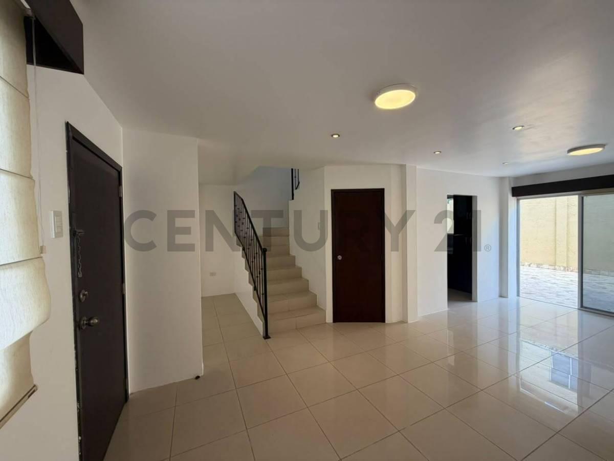 Venta de Casa en Urb. Compostela, Via Salitre. Guayas — imagen 10