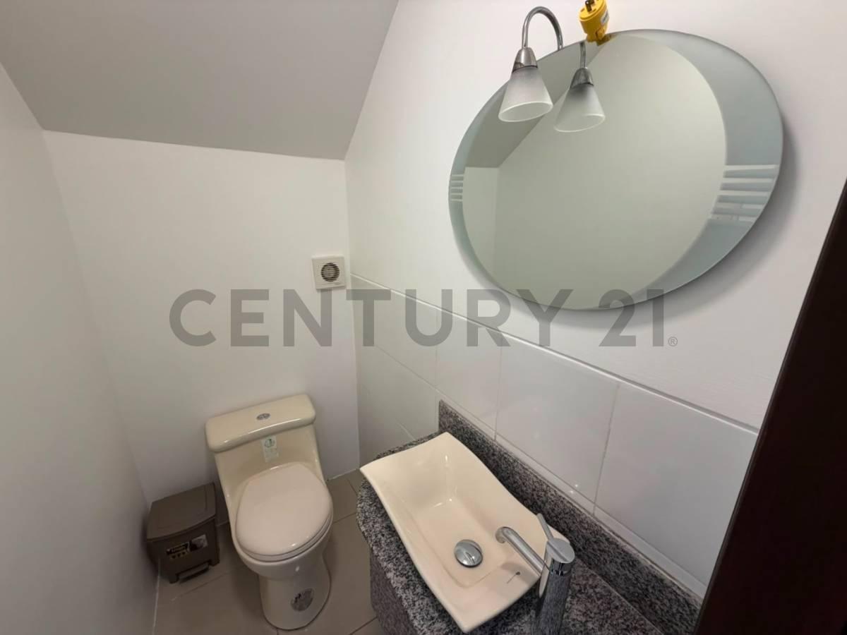 Venta de Casa en Urb. Compostela, Via Salitre. Guayas — imagen 5