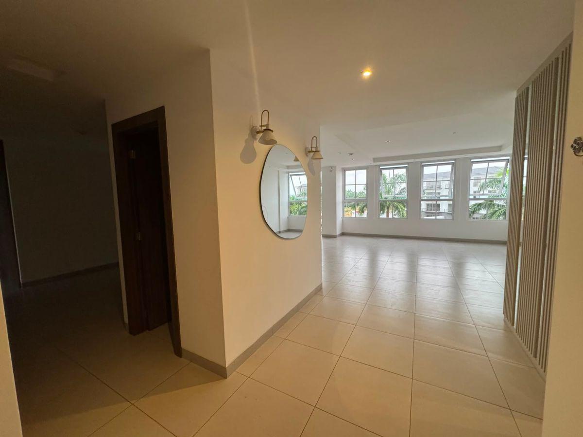 Vendo Departamento en Mocolí Vista Al Lago Moderno, Guayas — imagen 8