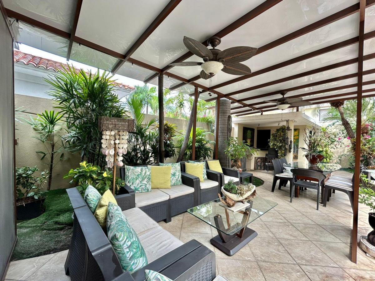 Venta de Villa en Guayaquil Tenis 4 Dorm., Guayas — imagen 7