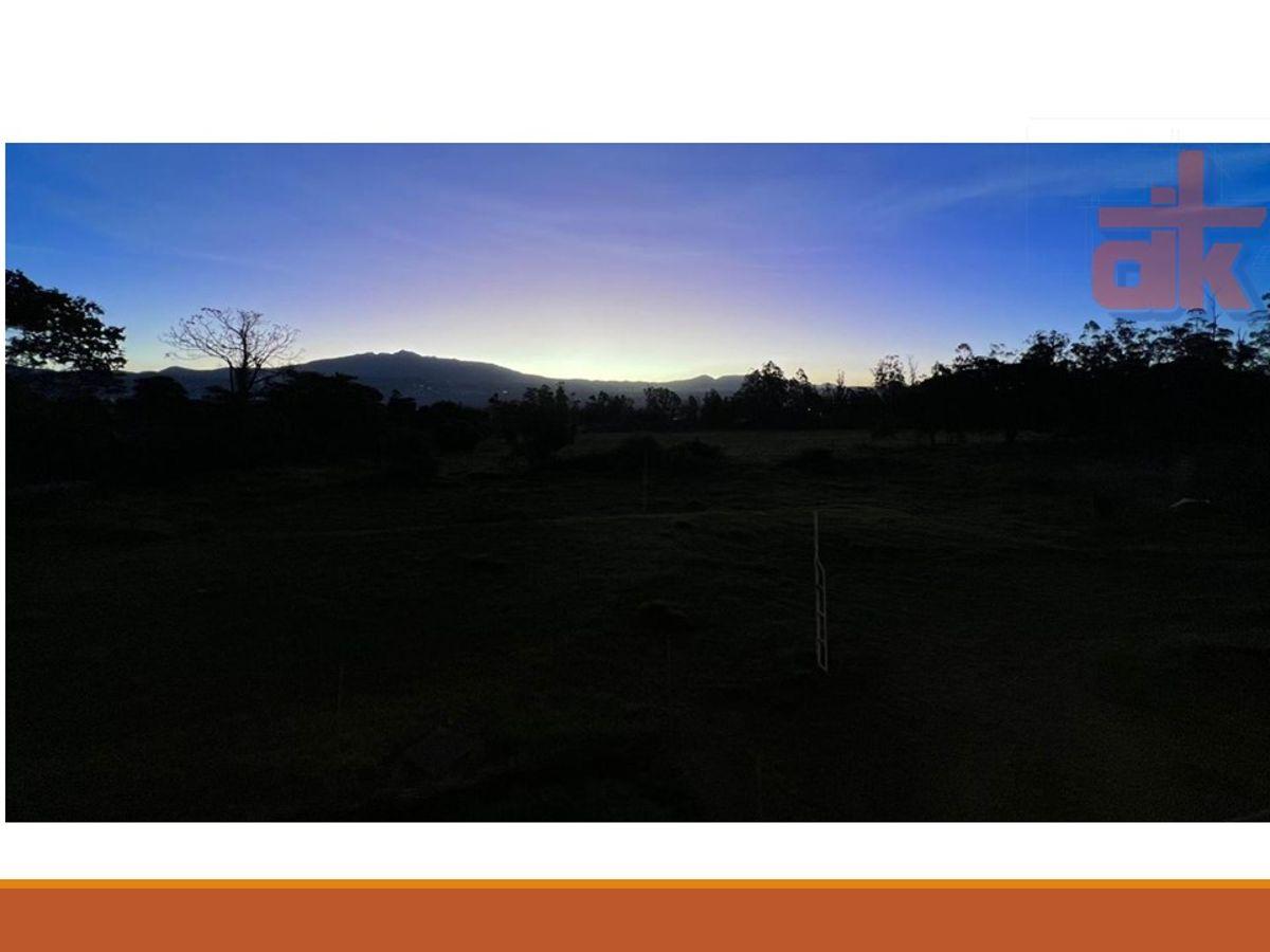 Venta de Quinta con Espectacular Vista – 1.8 Hectáreas en Yaruquí, Sector San Carlos — imagen 3