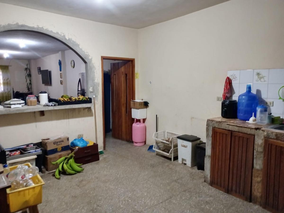 Casa de Venta en La Alborada, Etapa 2, 4 Dorm.. Guayas — imagen 4