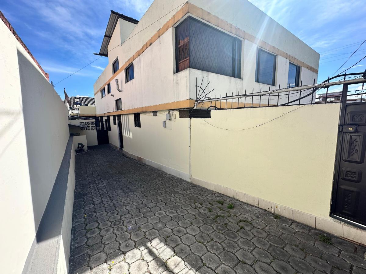 Casa Comercial en Venta Norte de Quito, Cotocollao — imagen 3