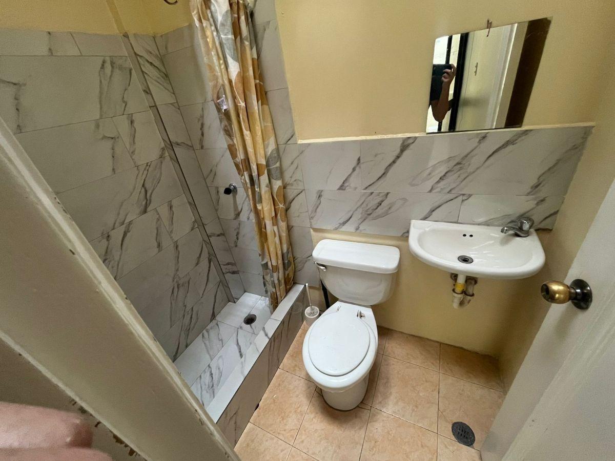 Cerca de Udla El Batan Calle Bermejo y Motilones vendo Departamento Mas Jardin — imagen 6
