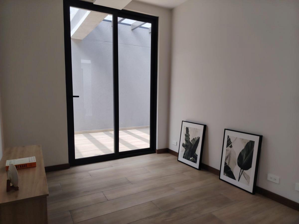 Casa en Monteserrín — imagen 7