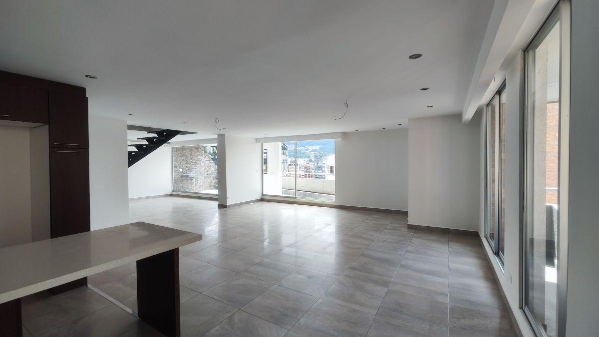 Vendo Elegante y Amplio Departamento en El Edificio Catalina Parc Torre 2 – Vista Espectacular — imagen 7