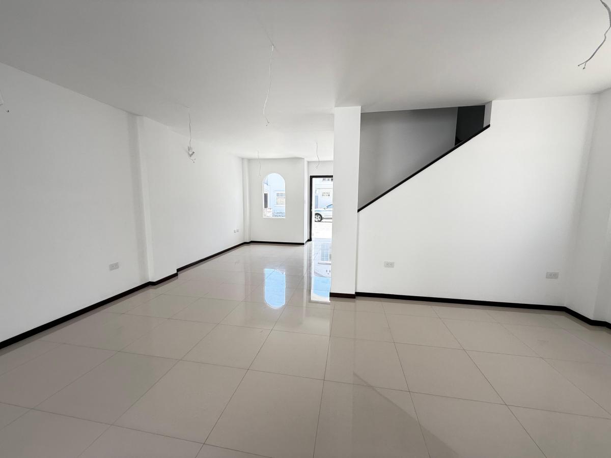 Alquilo / Vendo Casa de Estreno en Terranostra, Guayas — imagen 8