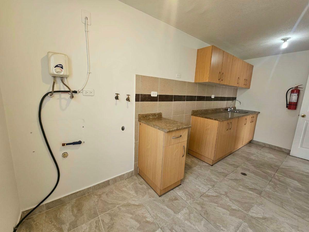Venta Departamento 88 m San Antonio, Pomasqui, Urbanizacion La Campiña, 3 Dorm., Garaje. Provincia de Pichincha — imagen 10