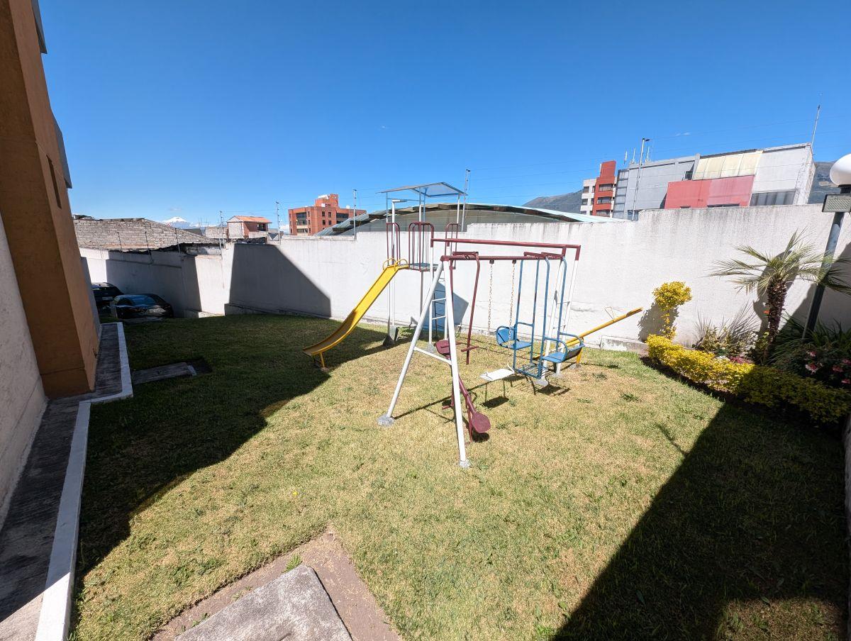 Venta California Alta Departamento Tres Dorm. en Conjunto Vista — imagen 5