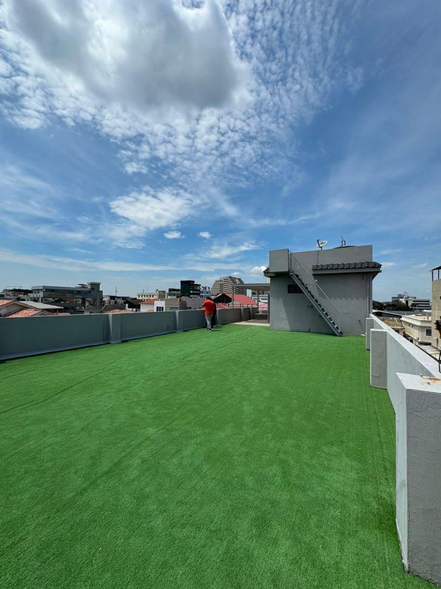 Penthouse Remodelado con Terraza Privada 333 m Cuadrados Kennedy Norte Sector Cerrado, Guayas — imagen 9