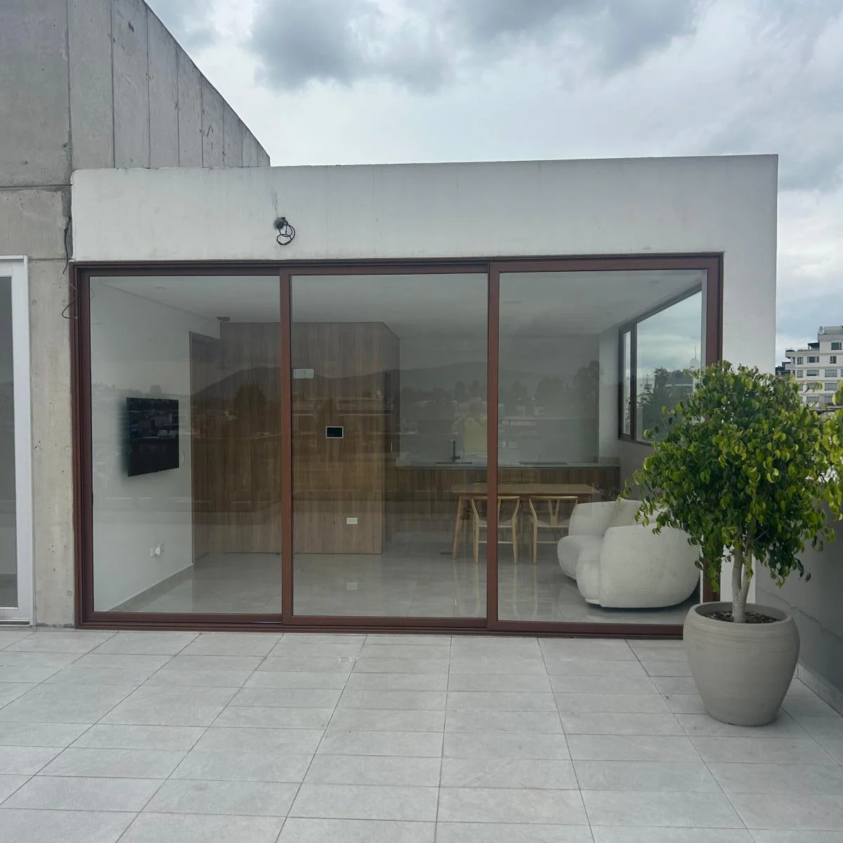 Departamento de 45 m² en Quito Tenis | Amoblado | Parqueadero + Bodega — imagen 3