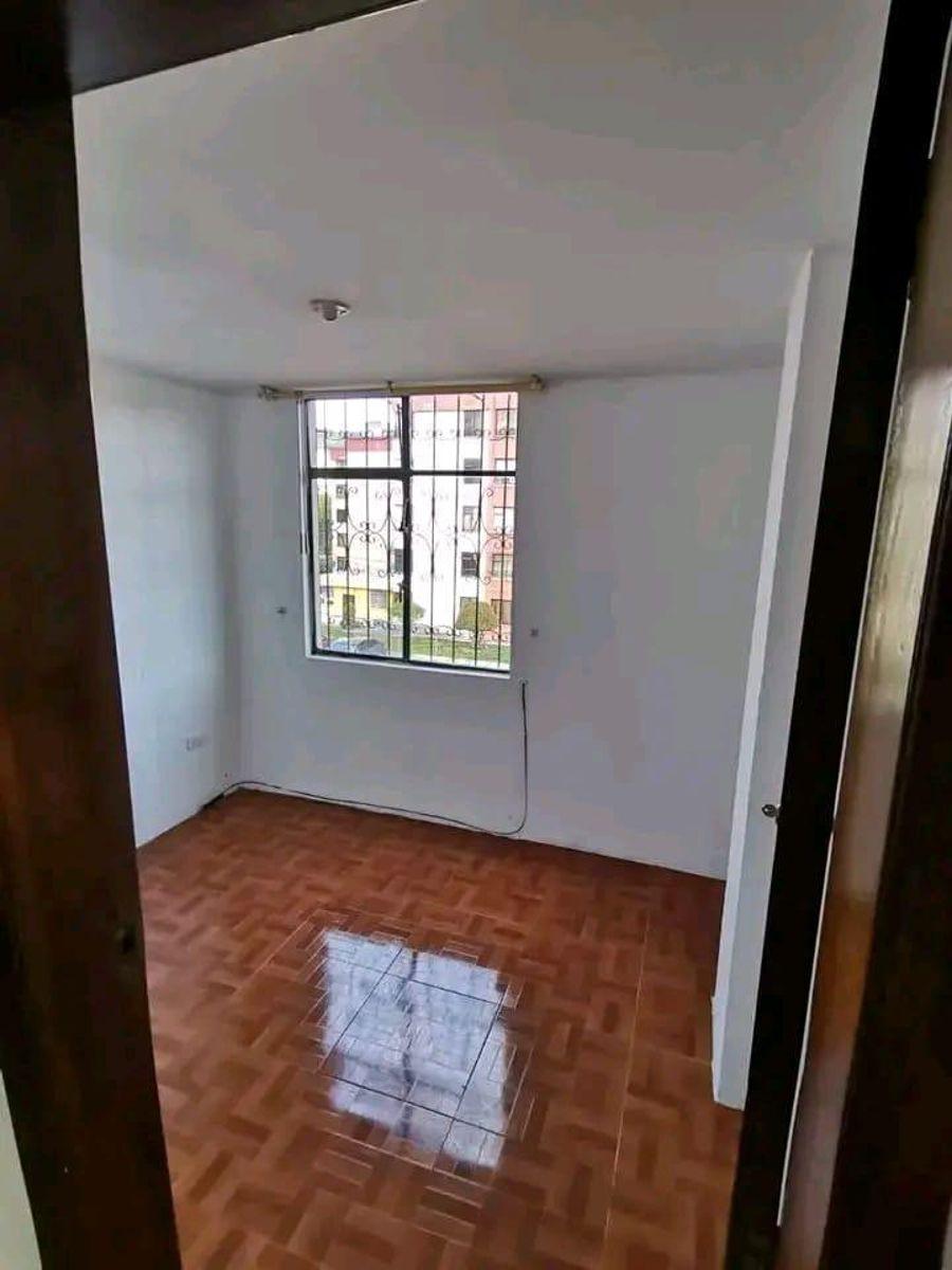 Departamento en Venta con Parqueadero, Sector Solanda — imagen 9
