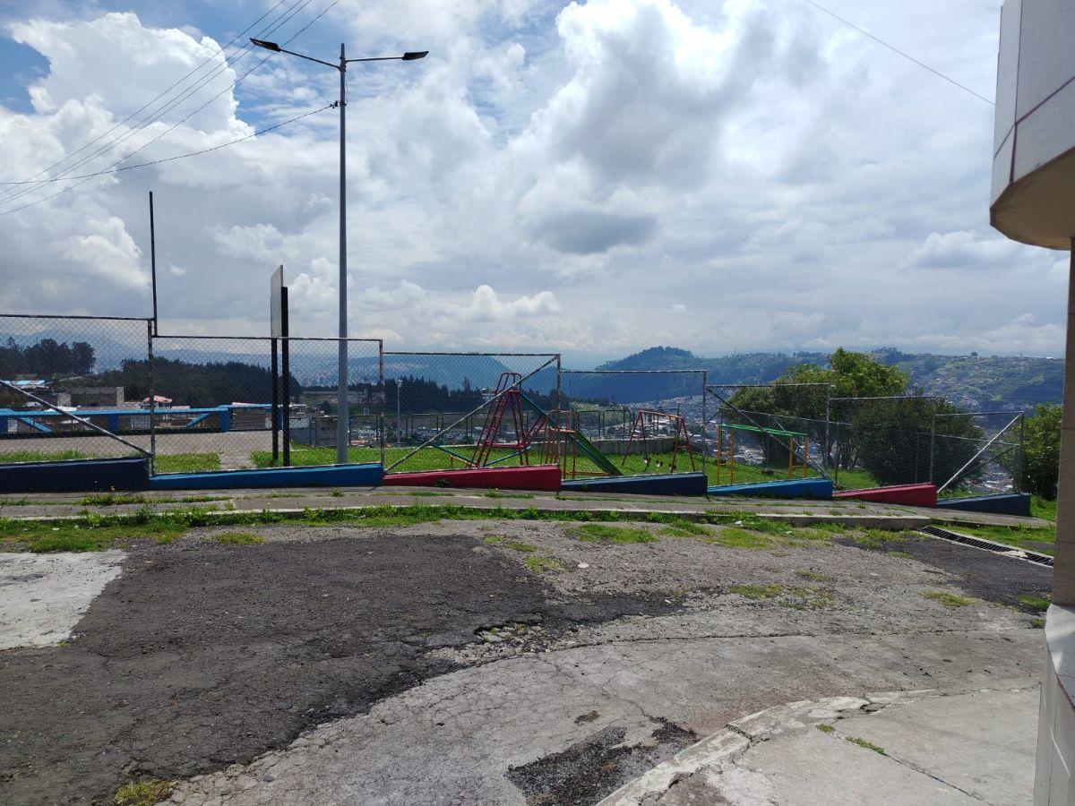 Casa Rentera de Venta en Puengasi — imagen 3