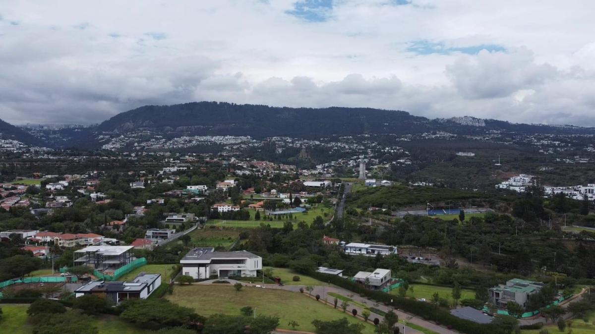 Espectacular Terreno de Venta Ubicado en La Urbanización La Quinta. Exclusividad, Seguridad — imagen 4