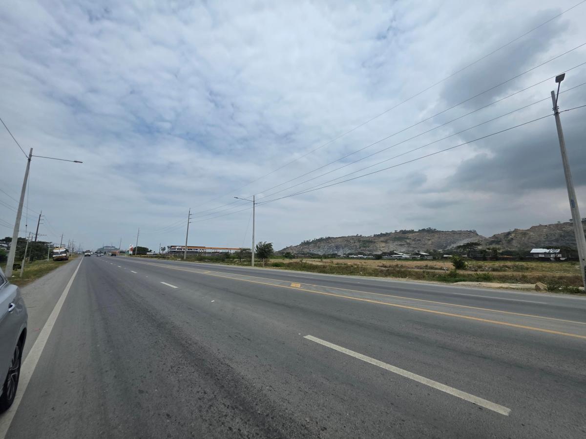 Vendo Terreno Al Pie de La Via, Salitre Km. 6, Ideal Para Urbanización, Guayas — imagen 6